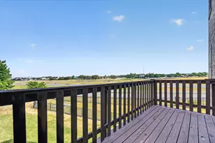 7863 Liverpool Ln, Irving, TX 75063 - Photo 22
