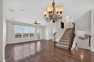 7863 Liverpool Ln, Irving, TX 75063 - Photo 6