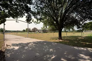 6883 Co Rd 4098, Kaufman, TX 75142 - Photo 2
