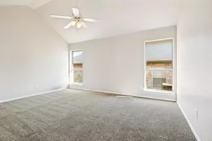 1042 Westover Dr, Lancaster, TX 75134 - Photo 6