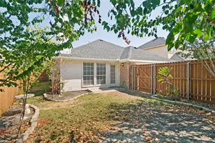513 Creek Ct, Lewisville, TX 75067 - Photo 12