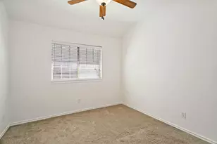 513 Creek Ct, Lewisville, TX 75067 - Photo 10