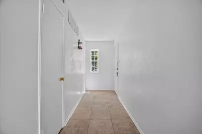 4000 Ridglea Country Club Drive #U, Fort Worth, TX 76126 - Photo 4