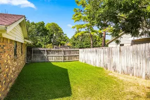 820 E Windsor Dr, Denton, TX 76209 - Photo 32