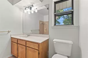 820 E Windsor Dr, Denton, TX 76209 - Photo 24