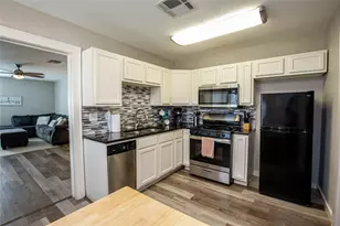 1108 N 28th St, Waco, TX 76707 - Photo 6
