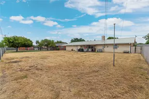 1607 Earl St, Goldthwaite, TX 76844 - Photo 22