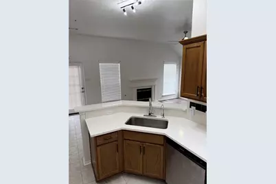 3860 Gillespie Drive, Carrollton, TX 75010 - Photo 8