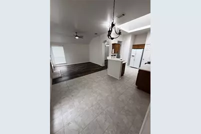 3860 Gillespie Drive, Carrollton, TX 75010 - Photo 10