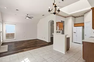 3860 Gillespie Dr, Carrollton, TX 75010 - Photo 14