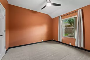 7228 Cross Keys Dr, North Richland Hills, TX 76182 - Photo 10