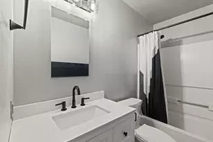 7228 Cross Keys Dr, North Richland Hills, TX 76182 - Photo 6