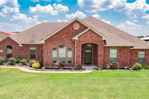 245 McKinley Ln, Royse City, TX 75189 - Photo 2