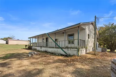 1901 E Texas Street, Denison, TX 75021 - Photo 2