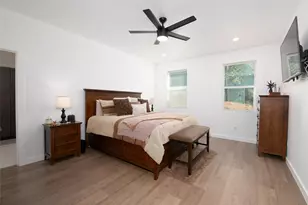 209 Lanai Dr, Runaway Bay, TX 76426 - Photo 18