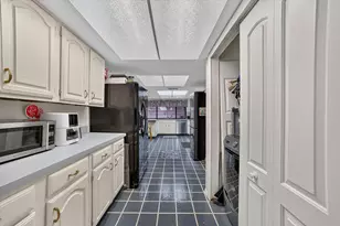 6217 Fallbrook Dr, Garland, TX 75043 - Photo 14