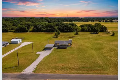 316 Joanne Drive, Gholson, TX 76705 - Photo 2