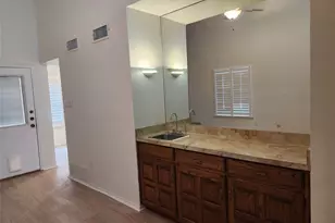 1425 Palmnold Cir W, Fort Worth, TX 76120 - Photo 6
