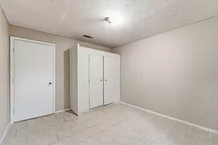 2633 Inadale Ave, Dallas, TX 75228 - Photo 22