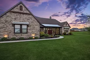5008 Crown Ct, Sanger, TX 76266 - Photo 2