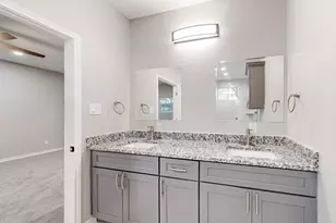 1938 Nomas St, Dallas, TX 75212 - Photo 12