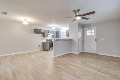 2616 Bomar Avenue #2618, Fort Worth, TX 76103 - Photo 4