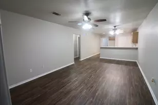 1124 W Spring St, Weatherford, TX 76086 - Photo 2