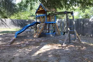 2020 Arbor Bnd St, Bonham, TX 75418 - Photo 18