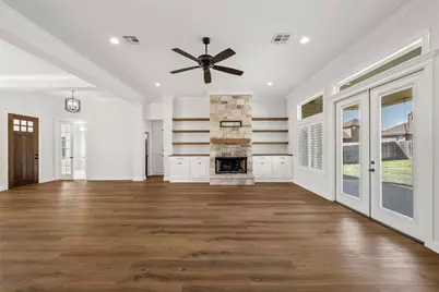324 Stone Manor Drive, McGregor, TX 76657 - Photo 8