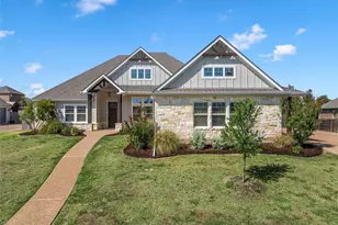 324 Stone Manor Dr, McGregor, TX 76657 - Photo 2
