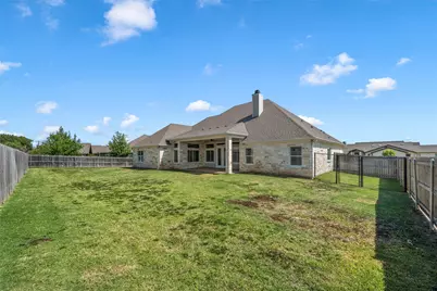 324 Stone Manor Drive, McGregor, TX 76657 - Photo 34