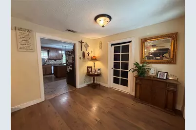 1333 Springlake Drive, Dallas, TX 75217 - Photo 2