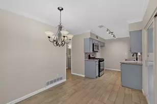 2441 Lakeshore Dr, Grand Prairie, TX 75051 - Photo 12