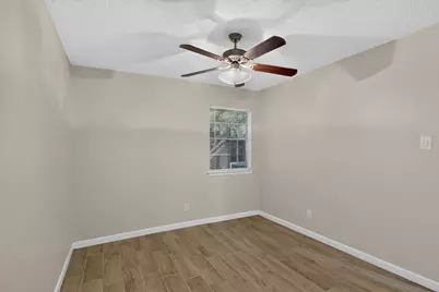 2441 Lakeshore Drive, Grand Prairie, TX 75051 - Photo 28