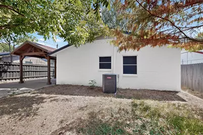 2441 Lakeshore Drive, Grand Prairie, TX 75051 - Photo 38