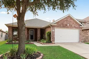 15641 Wheelhorse Trail, Fort Worth, TX 76262 - Photo 2