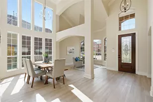 1315 Valley Vista Dr, Irving, TX 75063 - Photo 4