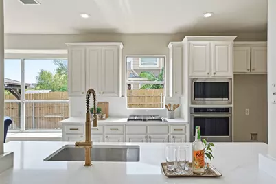 1315 Valley Vista Drive, Irving, TX 75063 - Photo 16