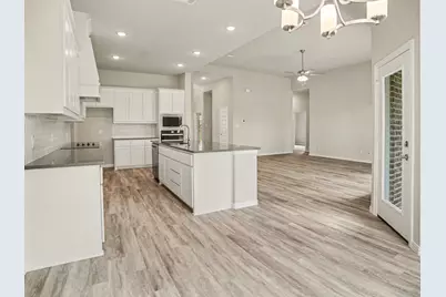 706 Alaina Drive, DeSoto, TX 75115 - Photo 14