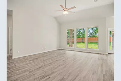 706 Alaina Drive, DeSoto, TX 75115 - Photo 8
