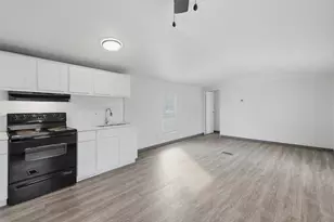 904 Flamingo Rd, Granbury, TX 76049 - Photo 12