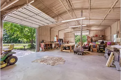 2055 County Road 1370, Alvord, TX 76225 - Photo 26