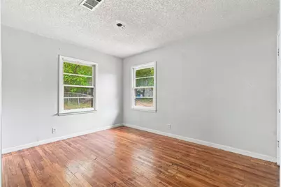 1804 E Wells Avenue, Sherman, TX 75090 - Photo 6