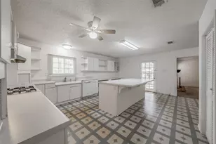 1346 Winding Trail, Duncanville, TX 75116 - Photo 2