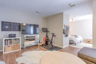 3129 Sondra Drive #302, Fort Worth, TX 76107 - Photo 1