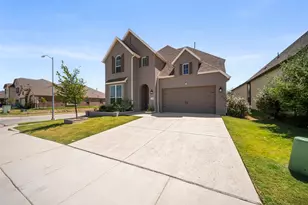 1060 Water Canna Dr, Justin, TX 76247 - Photo 28