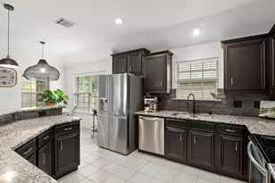 2189 Liriope Ln, Waxahachie, TX 75165 - Photo 8