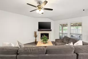 2189 Liriope Ln, Waxahachie, TX 75165 - Photo 12