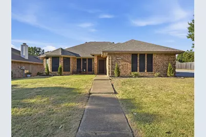 7525 Sean Drive, North Richland Hills, TX 76182 - Photo 1