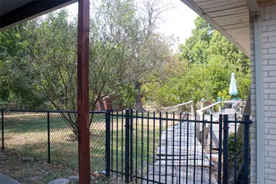 1417 Williamsburg Road, Greenville, TX 75401 - Photo 24